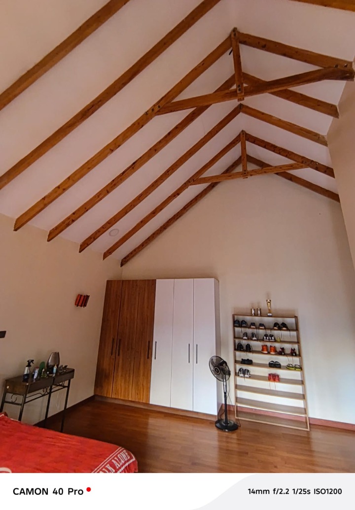 5-Bedroom House with Guest Wing for Sale