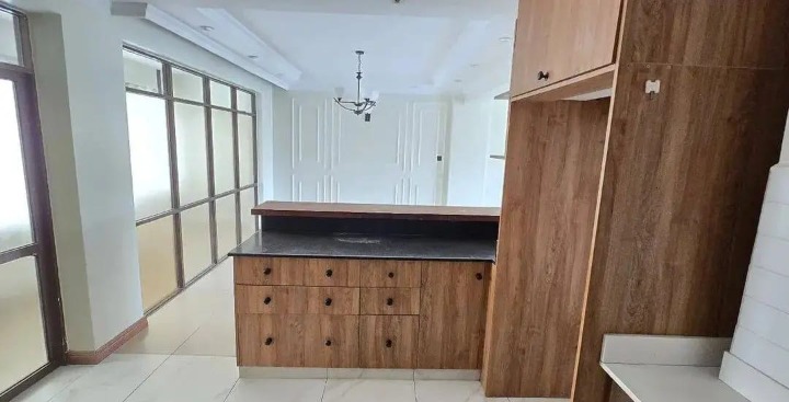 4-Bedroom Apartment with DSQ for Rent