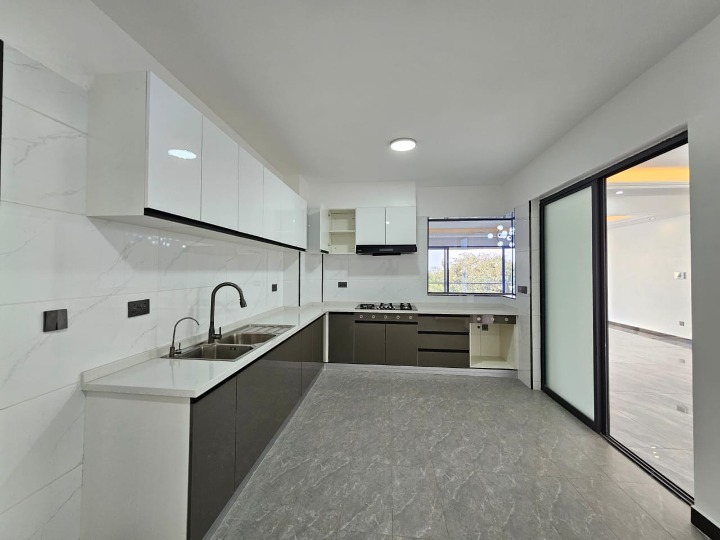 4-Bedroom Apartment for Rent (Unfurnished)