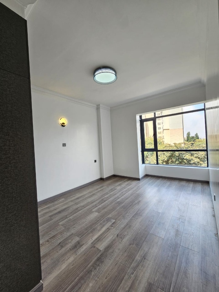 4-Bedroom Apartment for Rent (Unfurnished)