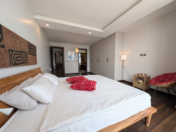 Furnished 3 Bedroom Apartment To Let