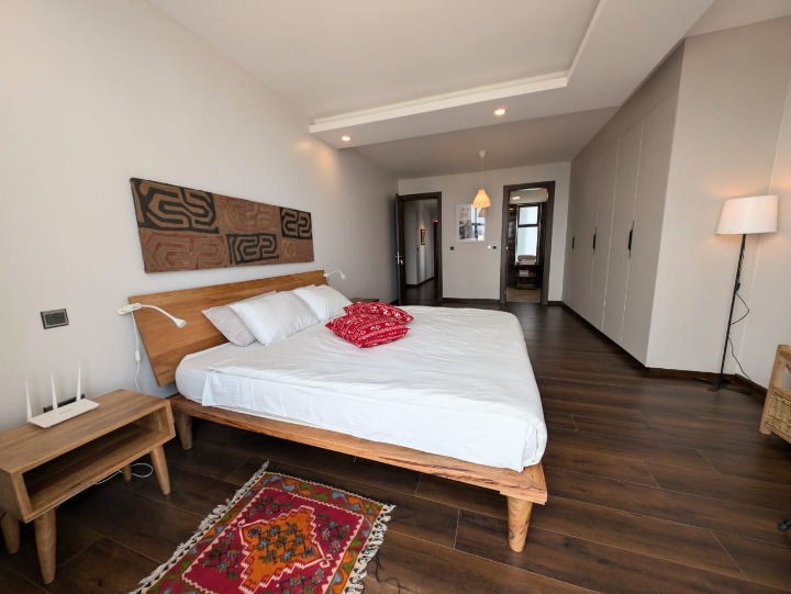 Furnished 3 Bedroom Apartment To Let