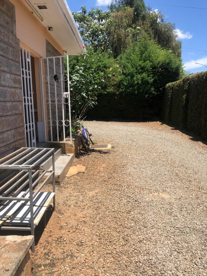 4-Bedroom Standalone House + DSQ  for Rent
