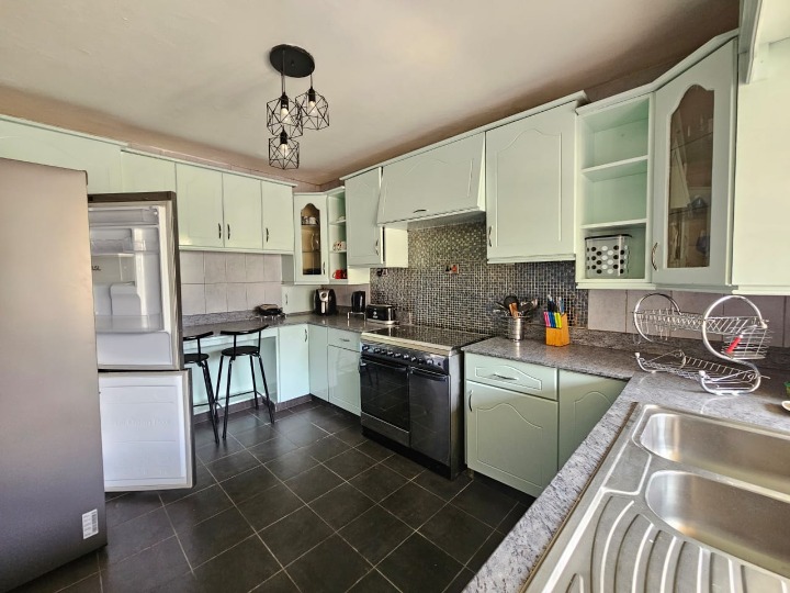 Semi-Furnished 3-Bedroom Apartment + DSQ for Rent
