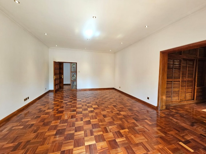 6-Bedroom Standalone House for Rent