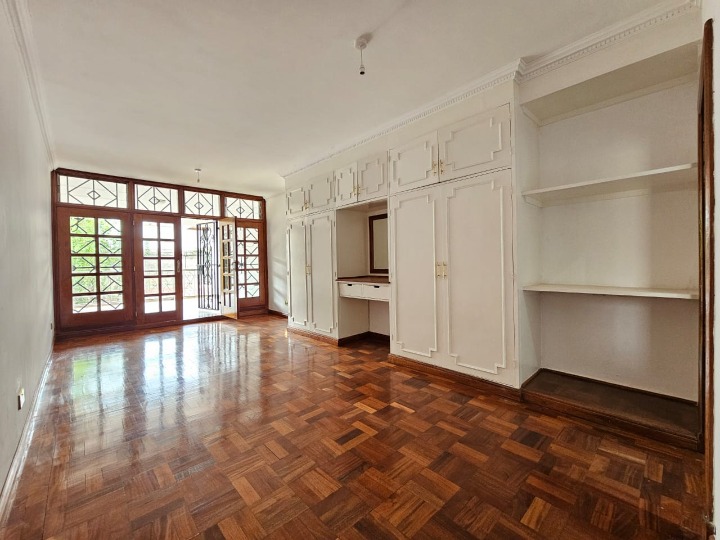 6-Bedroom Standalone House for Rent