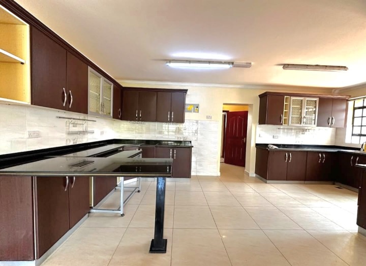 4-Bedroom Townhouse for Rent