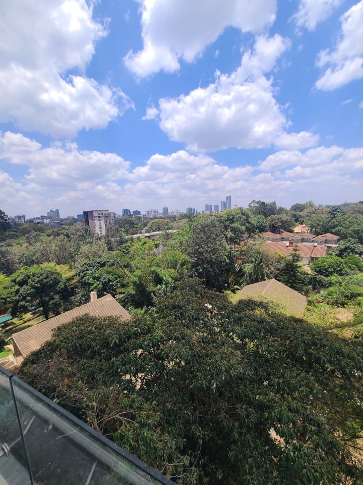 3-Bedroom Apartment with DSQ for Rent