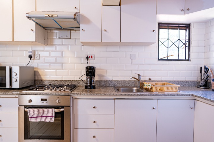 Fully Furnished 2-Bedroom for Rent