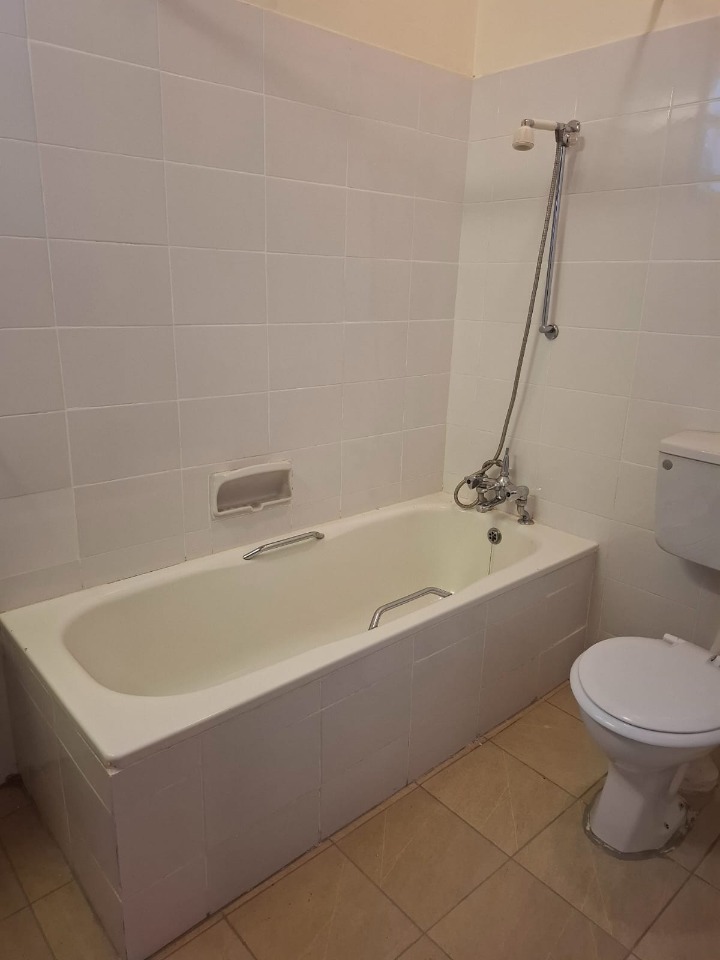 Spacious & Well-Maintained 4-Bedroom Bungalow for Rent