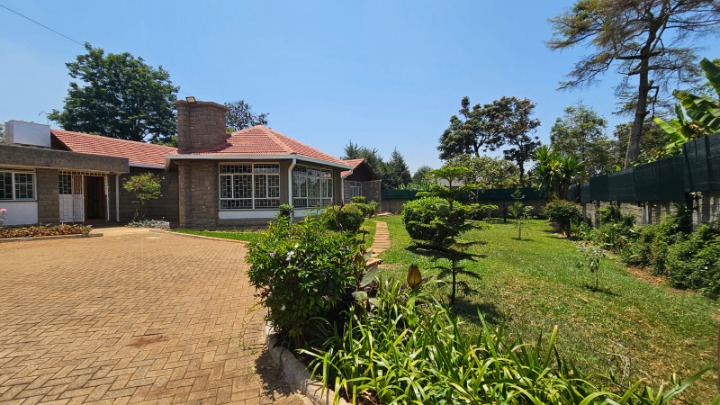 Spacious & Well-Maintained 4-Bedroom Bungalow for Rent