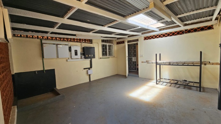 Spacious & Well-Maintained 4-Bedroom Bungalow for Rent