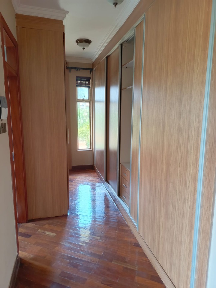 4-Bedroom Townhouse for Rent