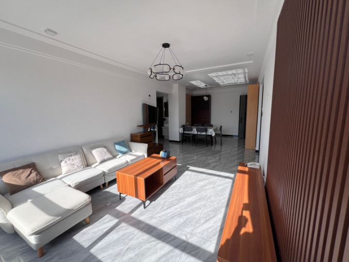 Furnished 2-Bedroom Apartment for Rent