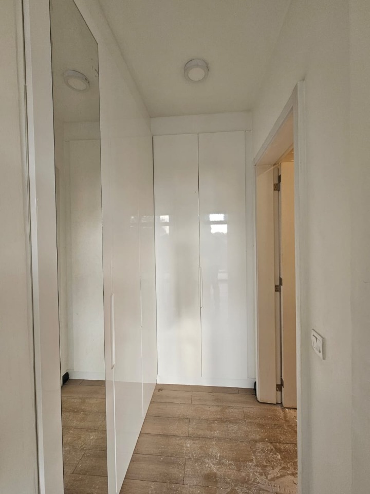 2 Bedroom Unfurnished Apartment
