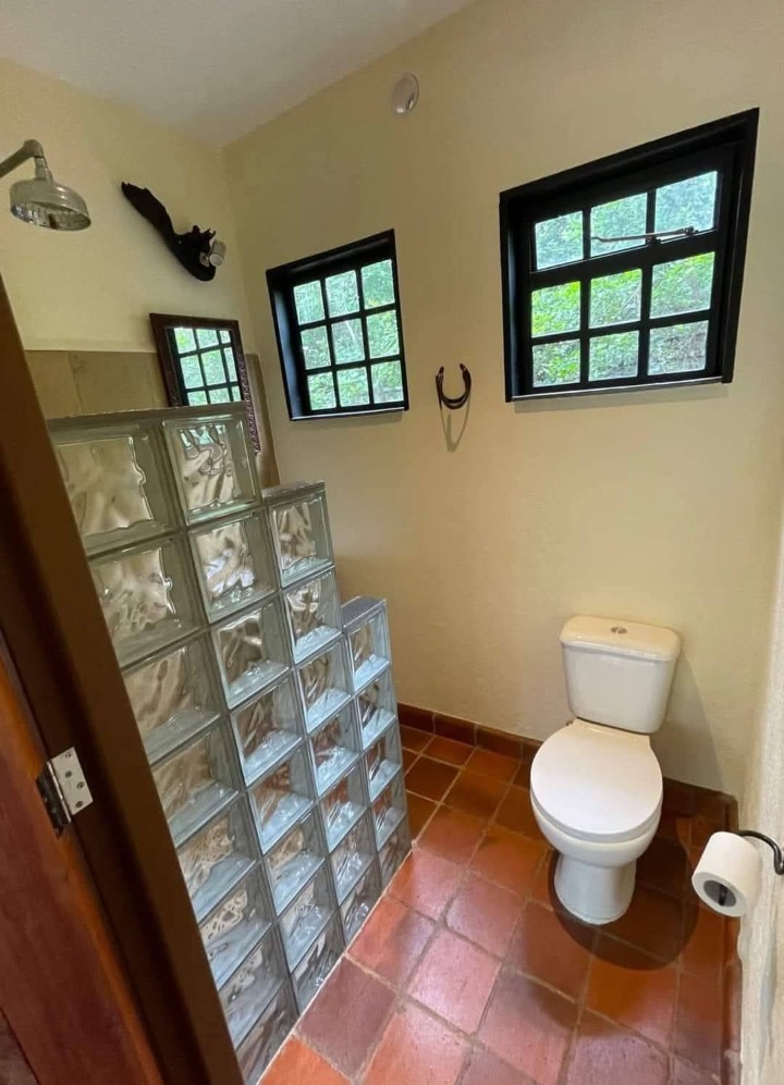 Stand-Alone 2 Bed Cottage for Rent