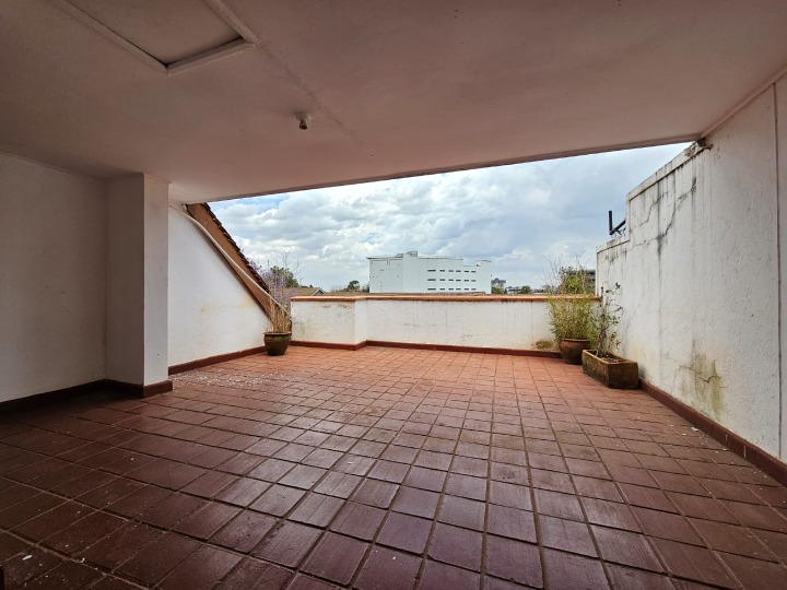 2 Bedroom Duplex for Rent