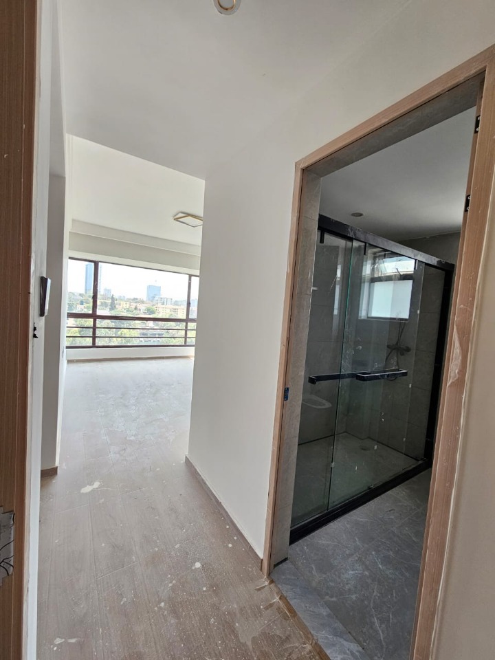 3 Bedroom Apartment + DSQ for Sale