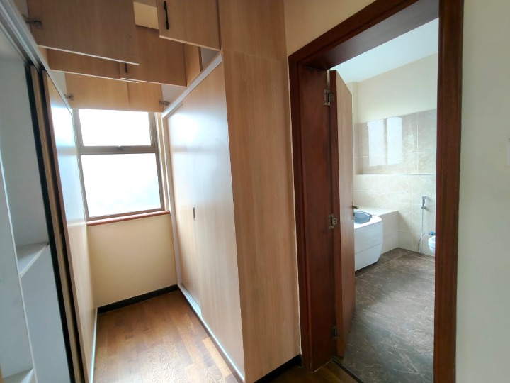 4 Bedroom Apartment For Rent