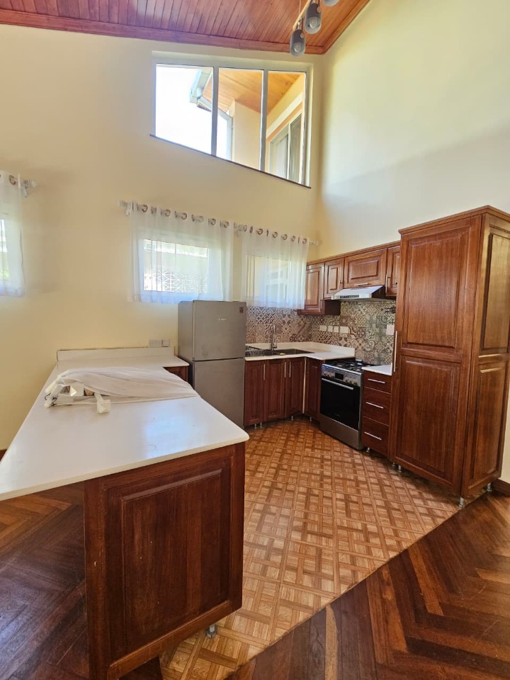 2 Bedroom Cottage for rent