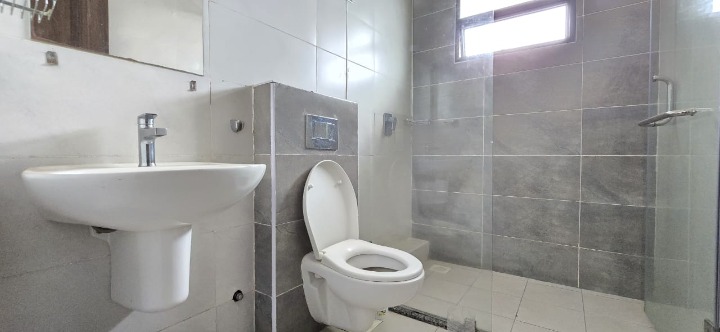 2-Bedroom Unfurnished Apartment for Rent