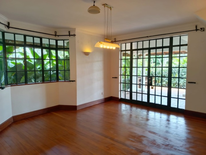 Elegant 4-Bedroom Villa for Rent