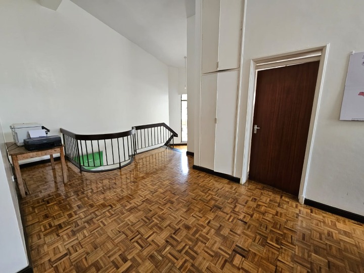 5 Bedroom Townhouse for Rent