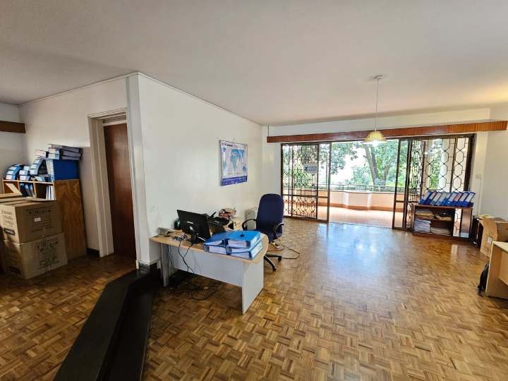 5 Bedroom Townhouse for Rent