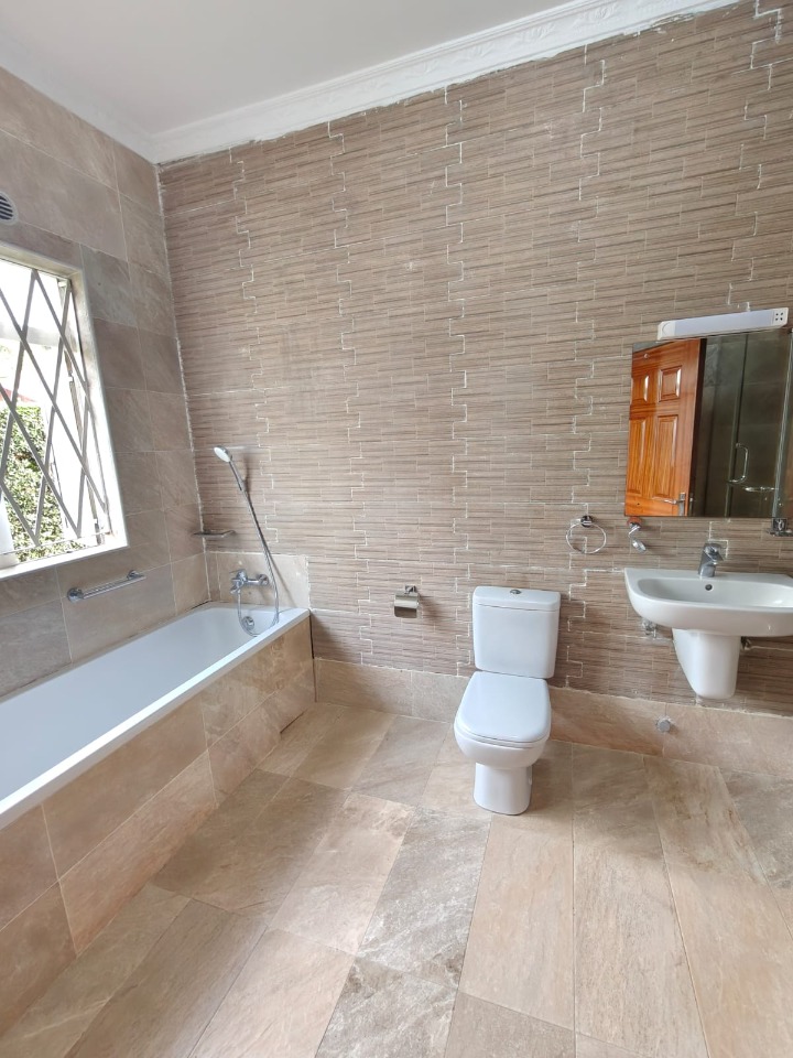 4-Bedroom Bungalow with DSQ To Let