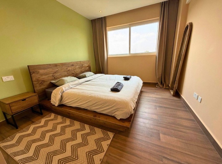 3-Bedroom + DSQ Fully Furnished Apartment for Rent
