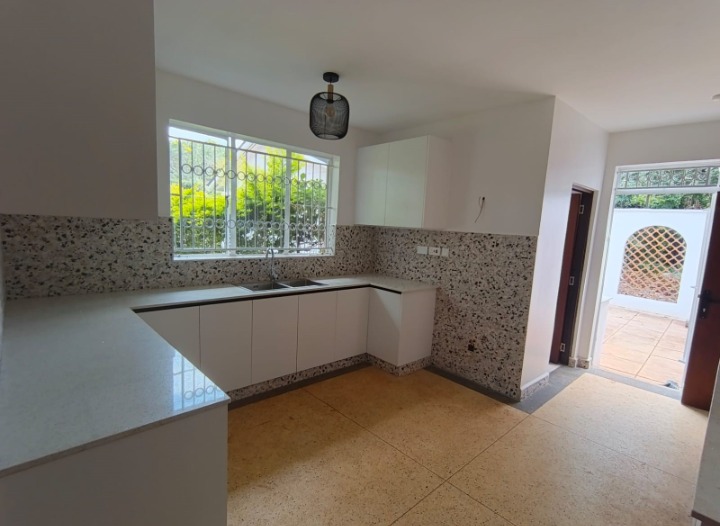 4-BEDROOM BUNGALOW FOR RENT