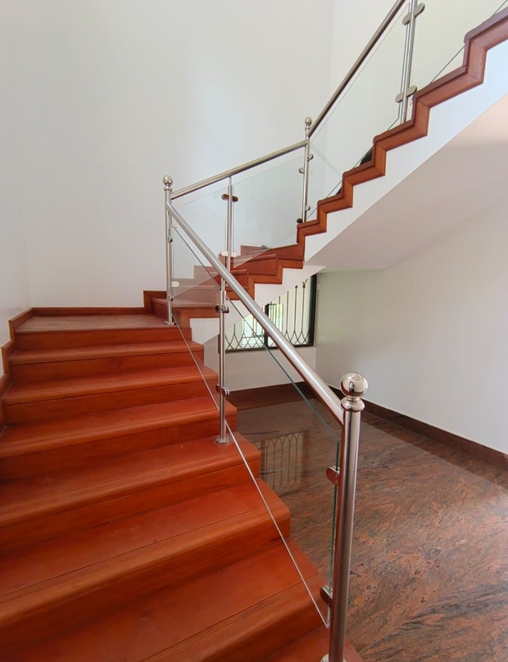 5 Bedroom All Ensuite Home for Rent