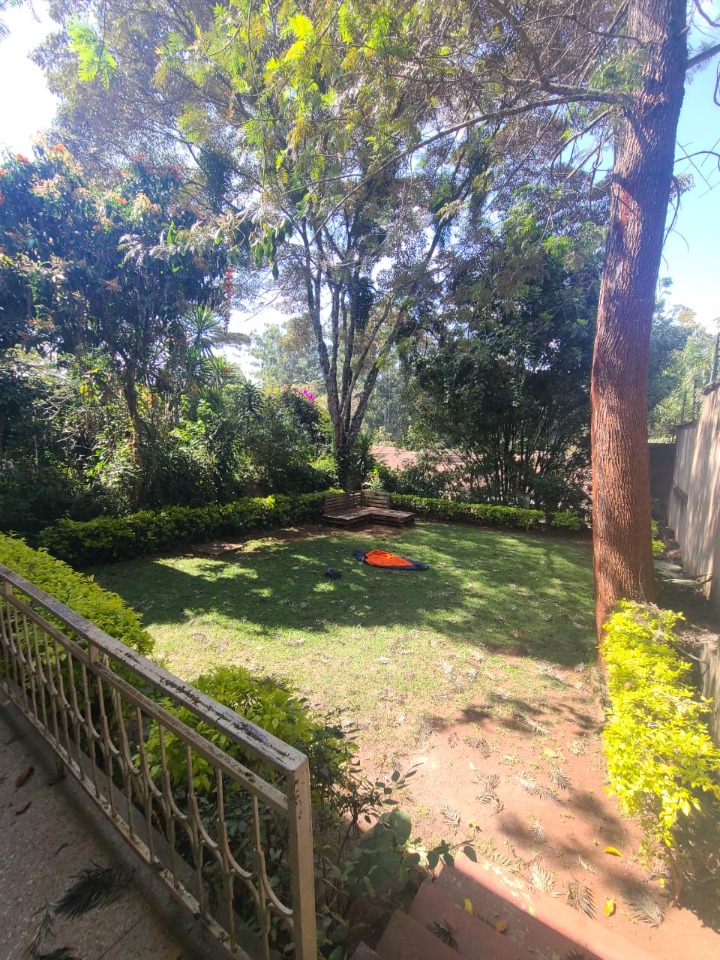 4 Bedroom Townhouse with DSQ for Rent