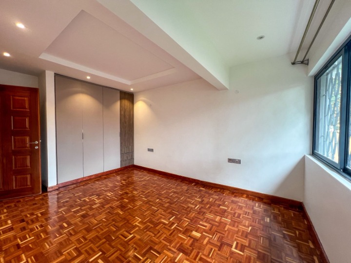 4-Bedroom Newly Renovated Maisonette to Let