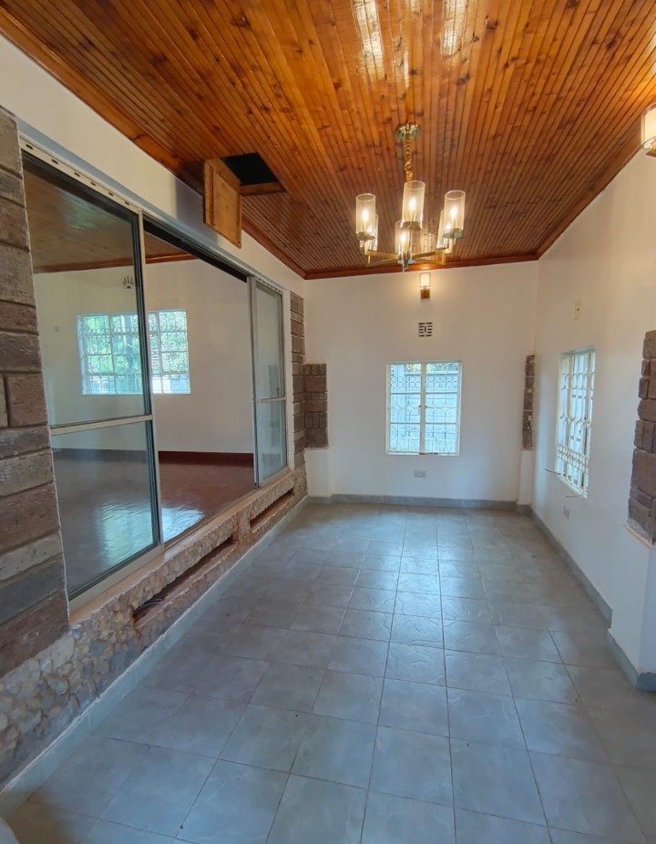 4-Bedroom Bungalow + 2-Bedroom Guest Wing for Rent