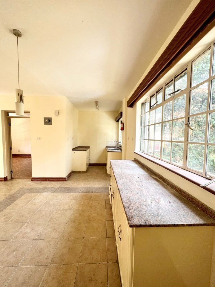 1 bedroom unfurnished for Rent