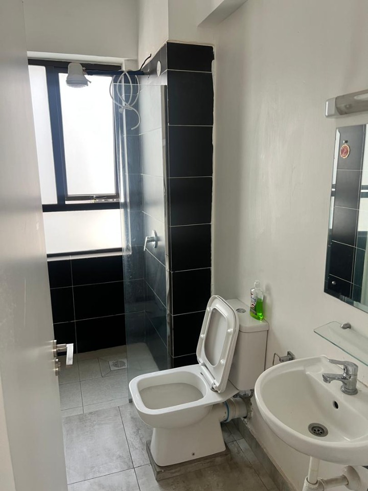 Ngong Road – Unfurnished 2-Bedroom Apartment (For Sale / To Let)