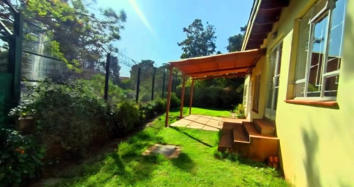 4-BEDROOM CHARMING MAISONETTE FOR RENT - RIVERSIDE