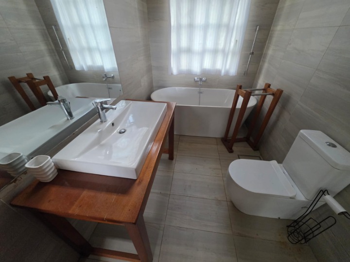 Beautiful fully furnished 3-bedroom bungalow on 0.5 acres along Garden Estate Court Road