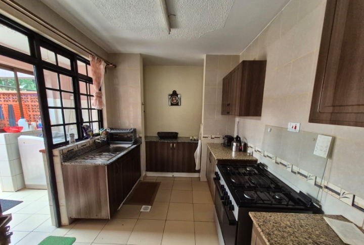 5-Bedroom + DSQ Furnished House for Rent - Runda