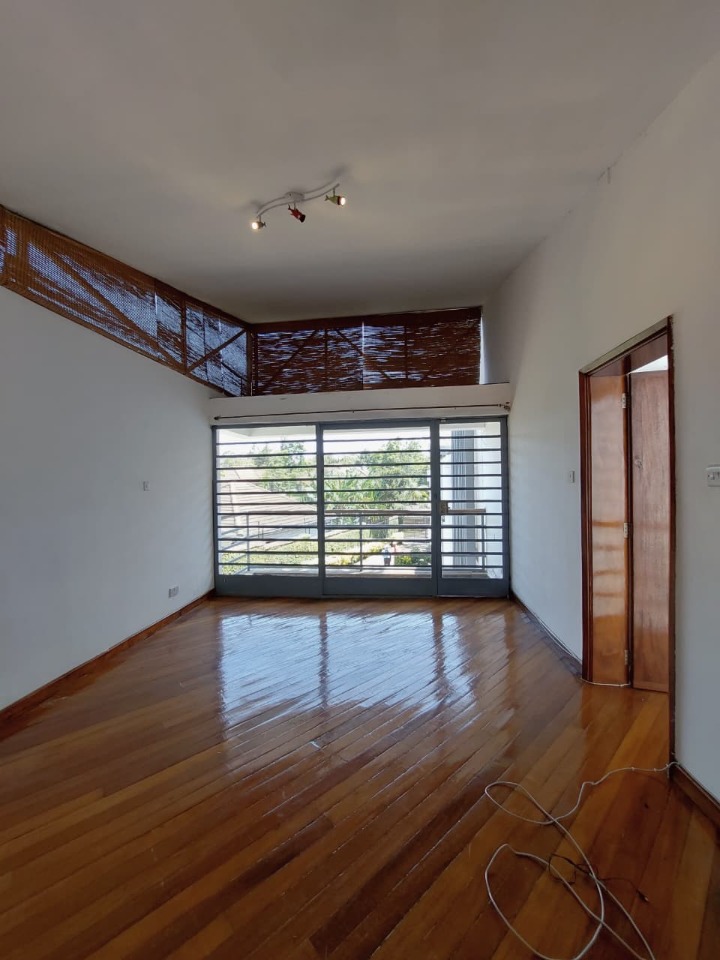 LAVINGTON | 4-Bedroom Townhouse To Let