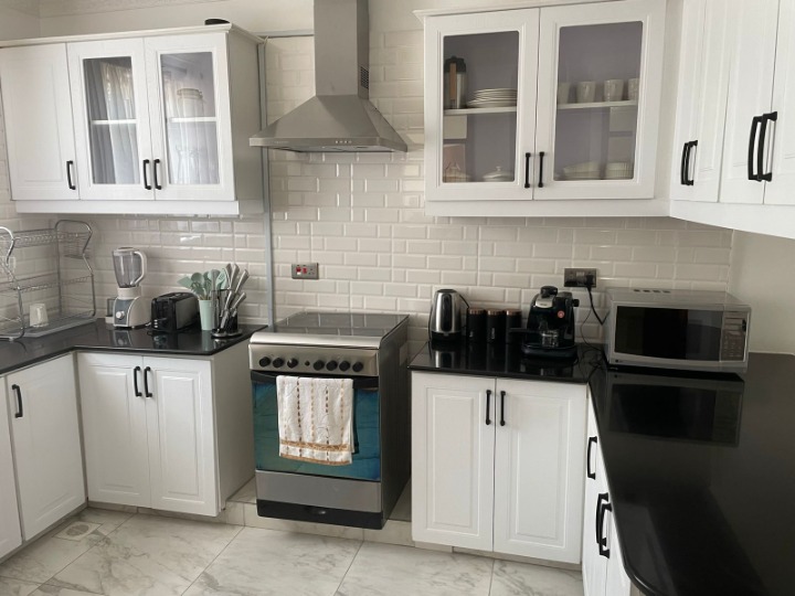 3-Bedroom Furnished Penthouse  for Rent in Riverside