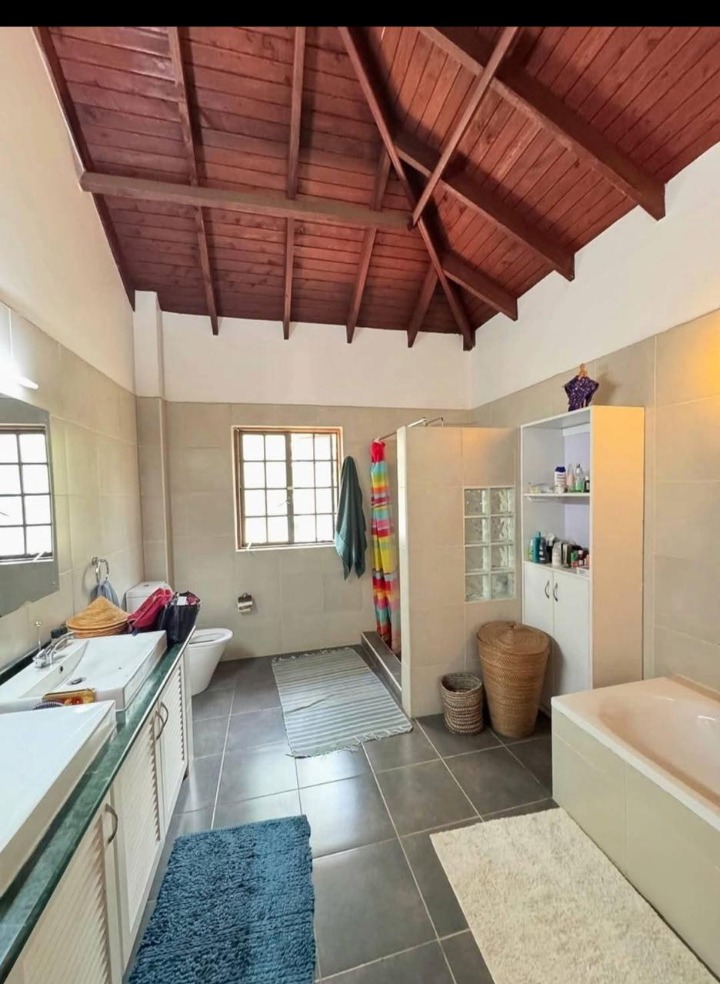 Old Runda – Unfurnished 3-Bedroom Maisonette For Rent