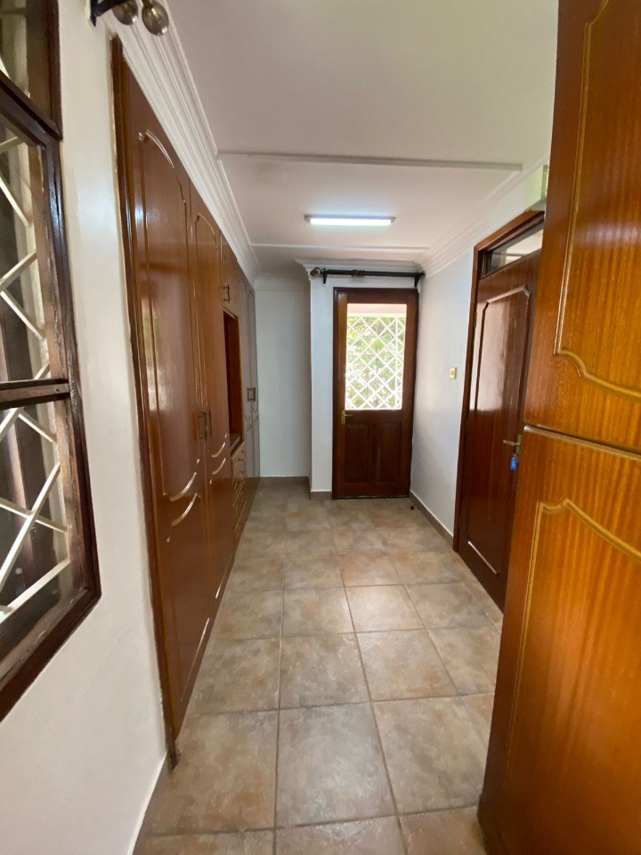 4-Bedroom All En-Suite House in Runda for Rent