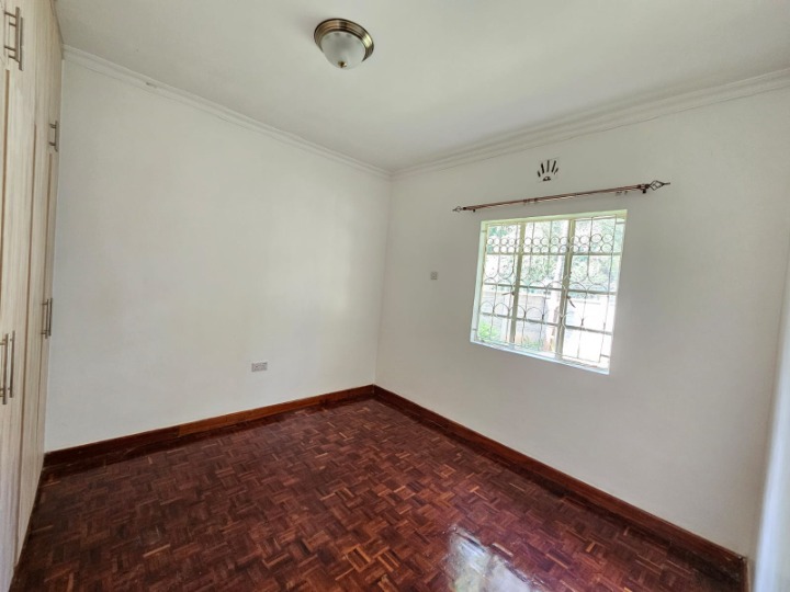 Kitisuru – Standalone 4-Bedroom Bungalow + 2-Bedroom Guest Wing for Rent