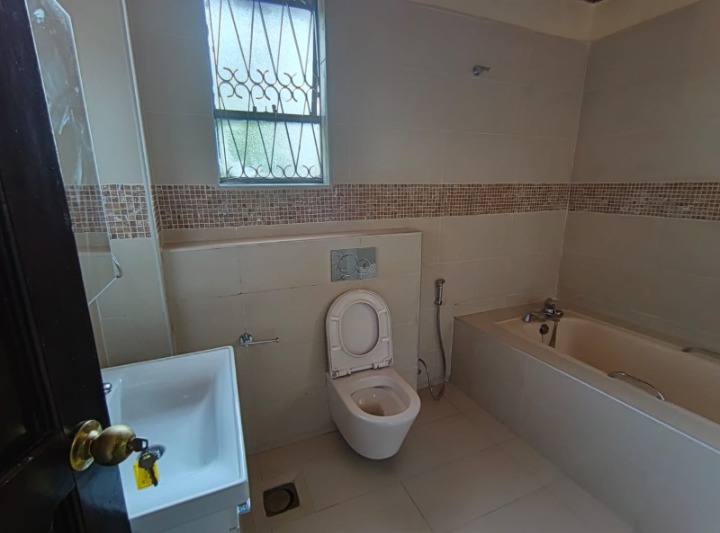 4 Bedroom House to Let | Runda