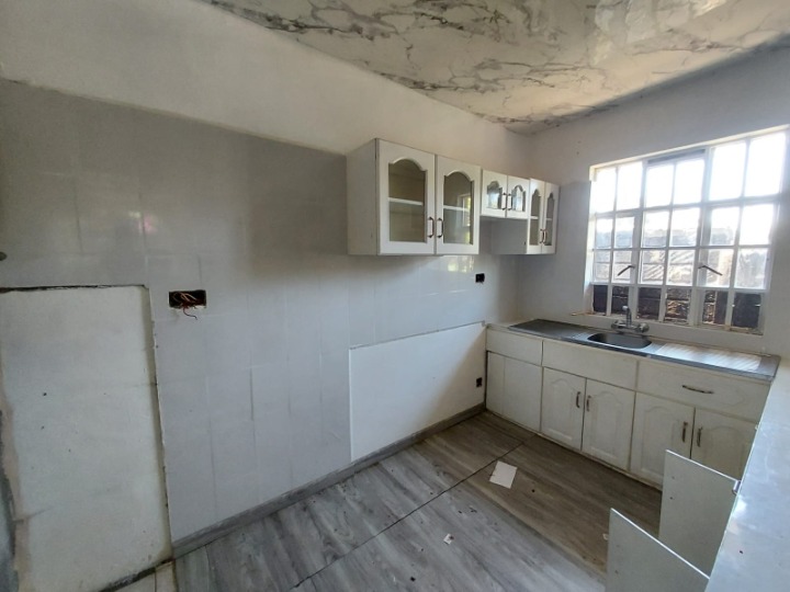 2 Bedroom Unfurnished Cottage For Rent – Kitisuru