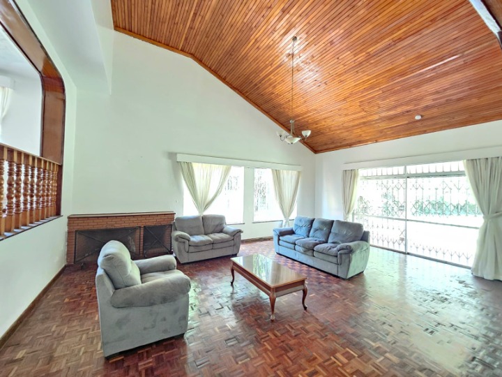 Kyuna – 5-Bedroom House for Rent