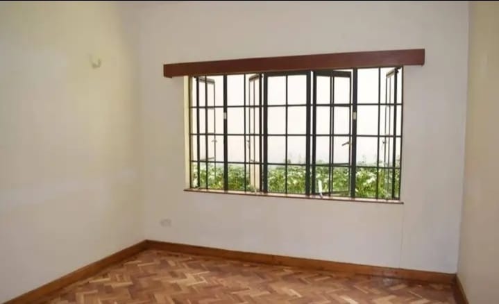 Spring Valley – 4-Bedroom Townhouse for Rent