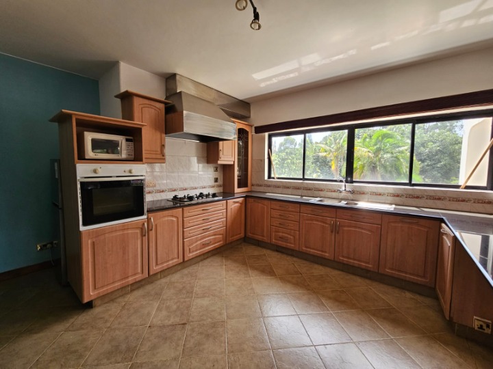 Nyari – 2-Bedroom Guest Wing For Rent